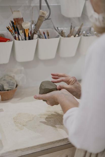 TALLER SÁBADO 2 MAYO (LIBRE: cerámica o pintar)