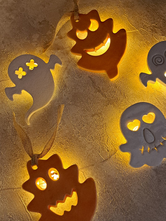 TALLER INFANTIL HALLOWEEN (2 FECHAS A ELEGIR)