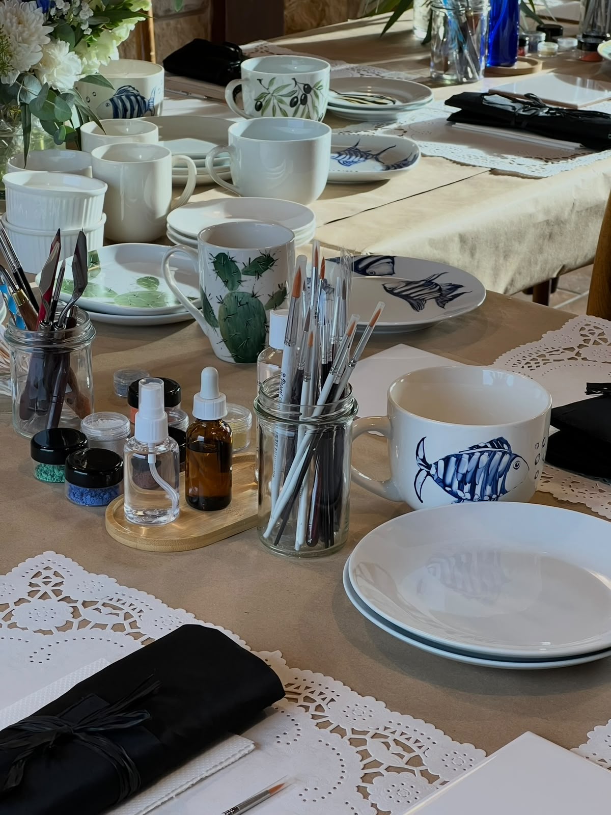 TALLER DE PINTURA SOBRE PORCELANA 18 de OCTUBRE