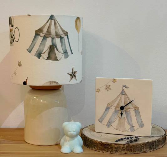 TALLER "LÁMPARA DE CERÁMICA"  23 de MAYO